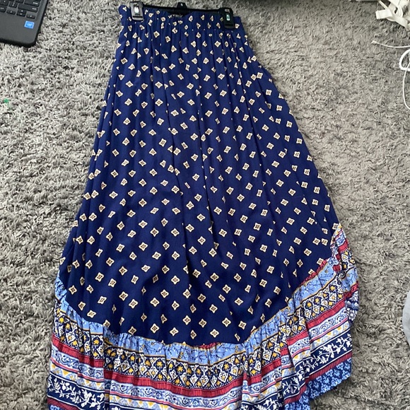 Patterned Midi High Low Skirt - Picture 4 of 5